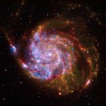 Fotografa de la galaxia Messier compuesta de imgenes enviadas por los telescopios Hubble, Spitzer y Chandra. | NASA